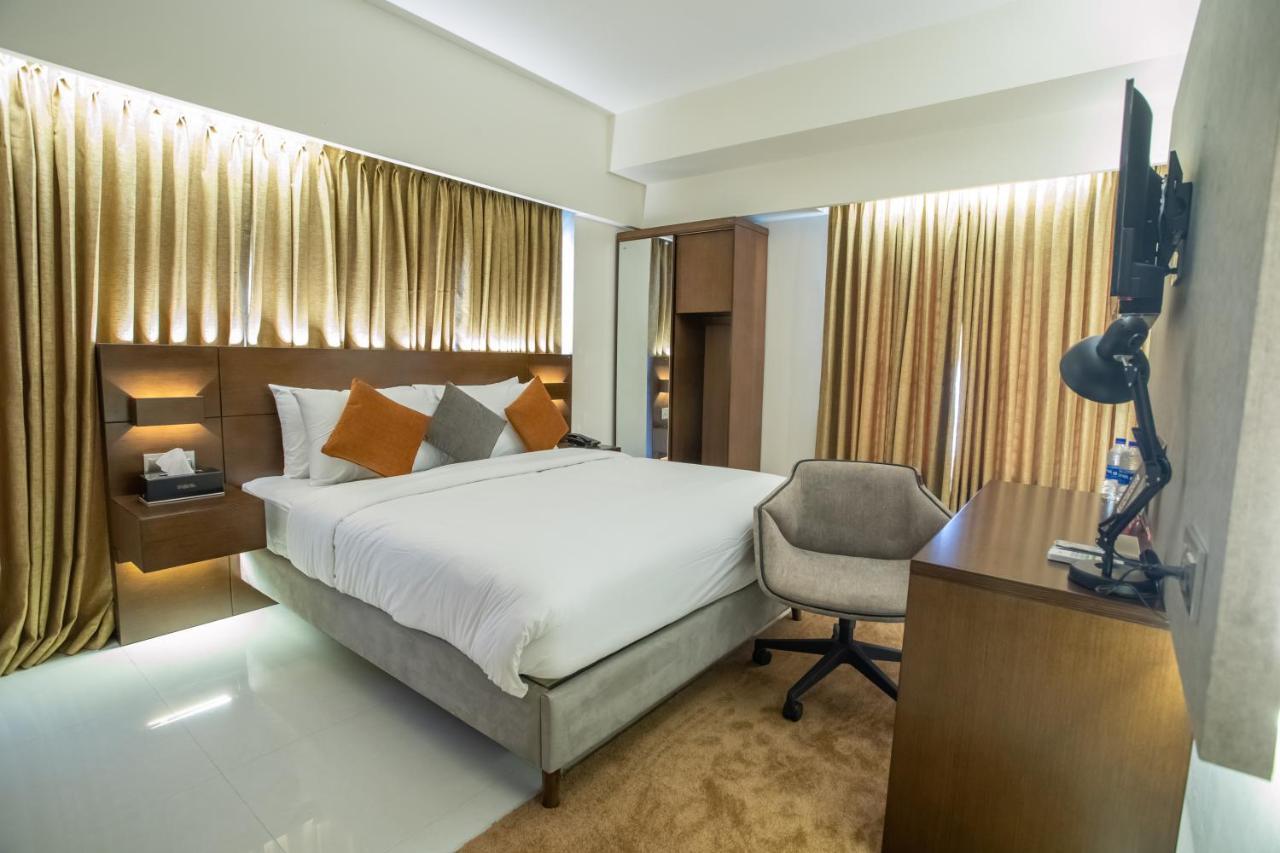 Jatra Flagship Khulna City Centre 외부 사진